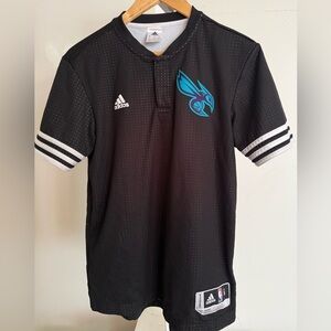 NBA 2015-16 Charlotte Hornets Team Issued Short Sleeve Shooting Shirt